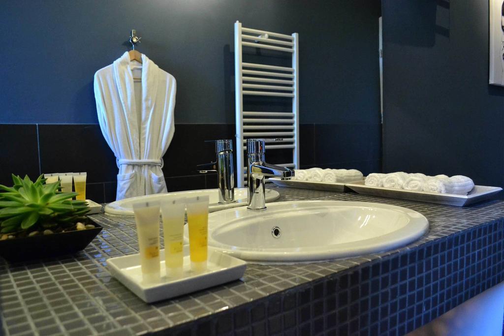 מלון דירות Jn Boutique 4*